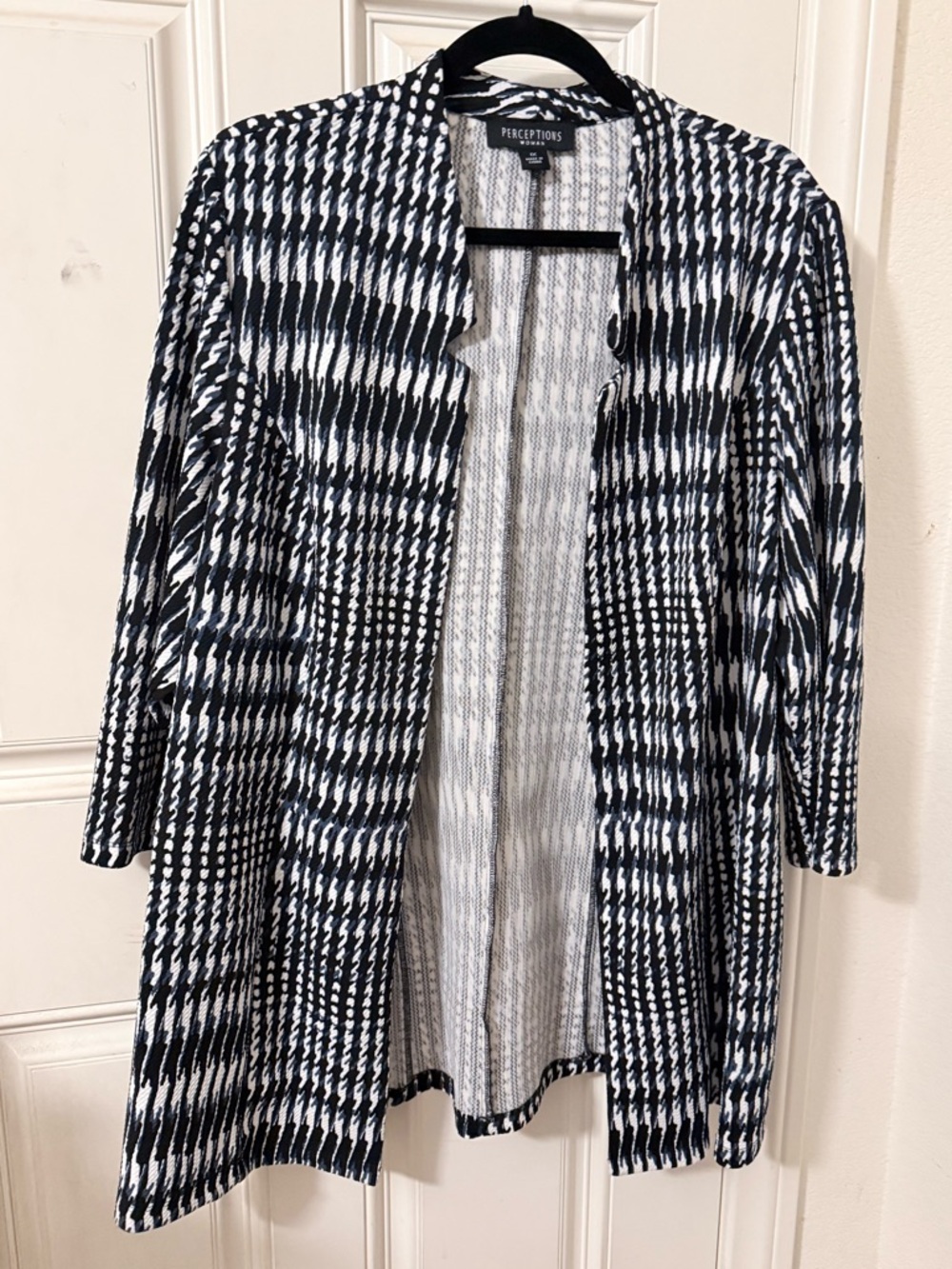 Perceptions Black and White Patterned Open-Front Blazer